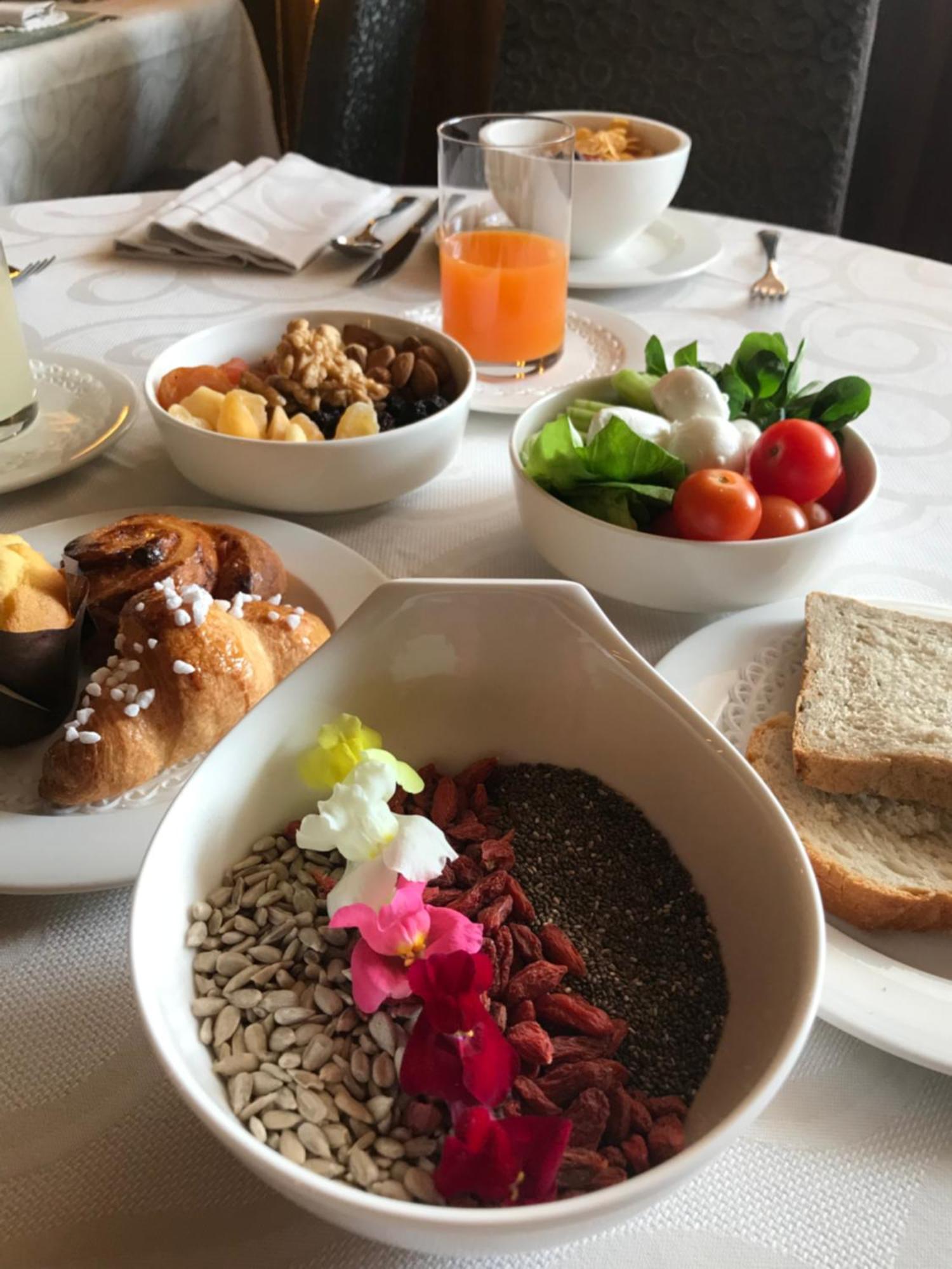 Excelsior Planet Hotel Бройл-Червиня Екстериор снимка