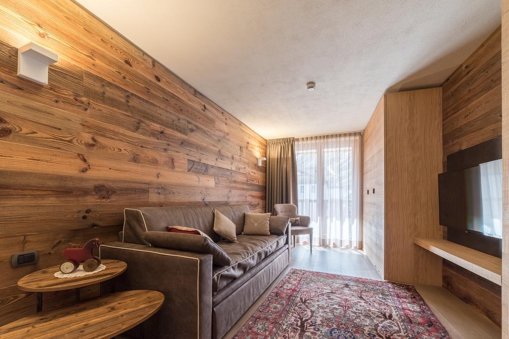 Excelsior Planet Hotel Бройл-Червиня Екстериор снимка